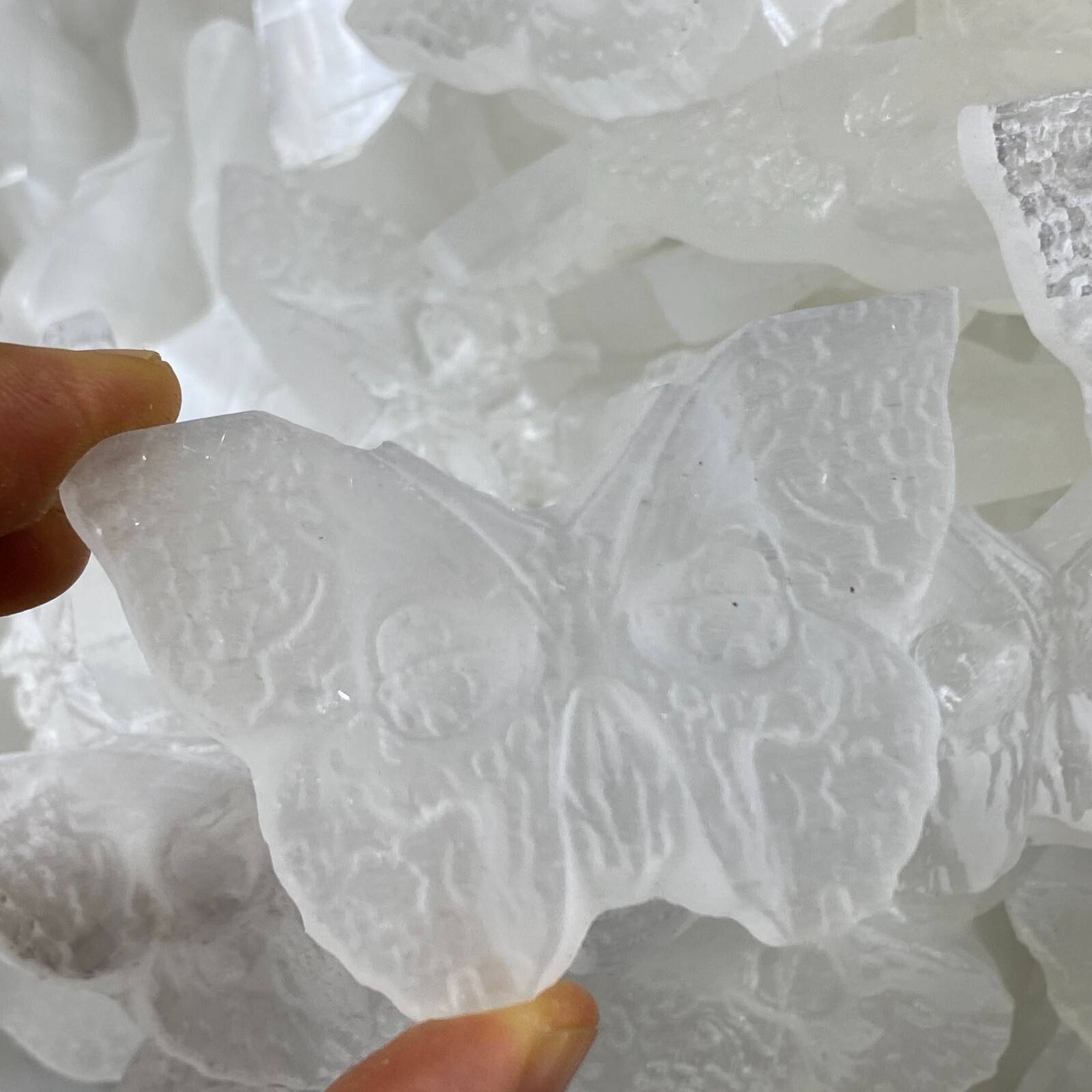 Natural Gypsum Selenite butterfly Hand Carved Quartz Crystal Reiki healing 1PC