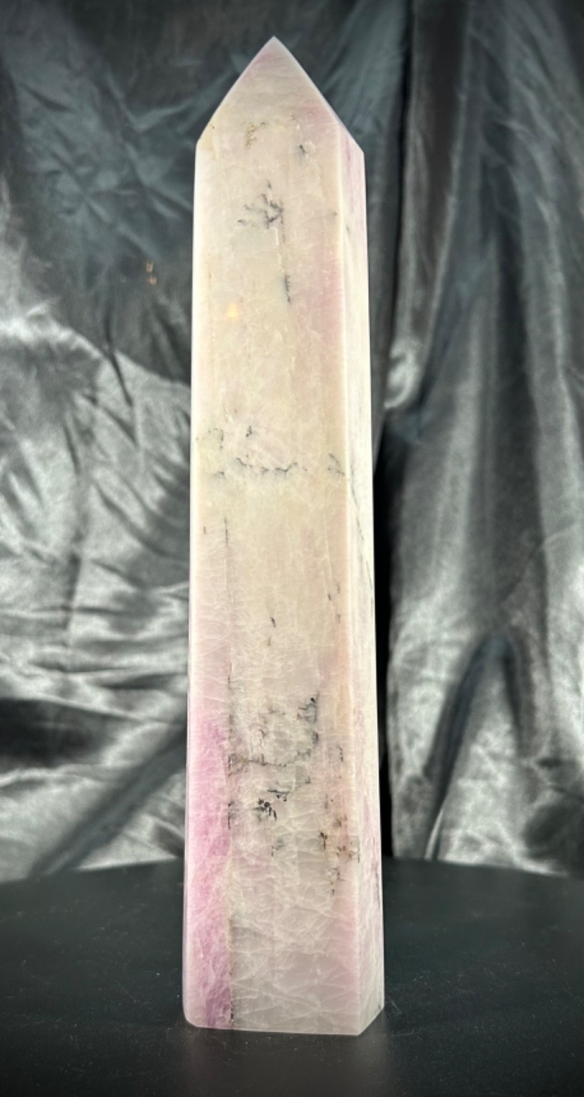9″ Amazing Kunzite Tower 1b 14.4oz (863 grams) UV Reactive