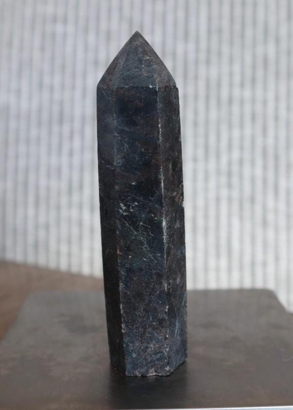 ARFVEDSONITE WITH GARNET POINT BUNDLE (9) POINTS INCLUDED/ OVER 2 LBS