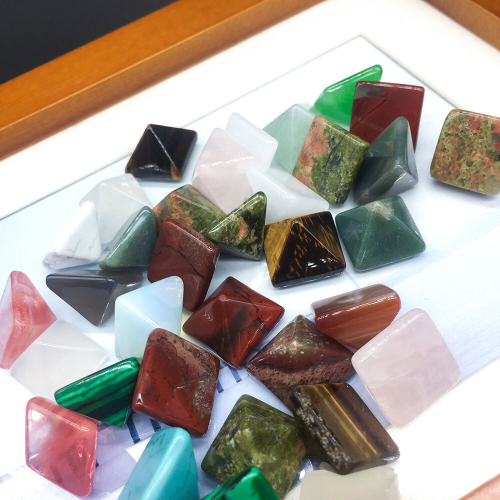 Wholesale 2024 New Chakra Pyramid Natural Stone Crystal Healing Spirituality