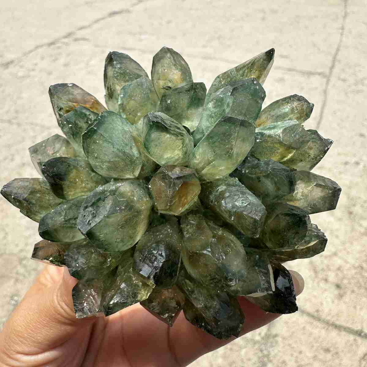 New Find green Phantom Quartz Crystal Cluster Mineral Specimen Healing 200g+ 1pc