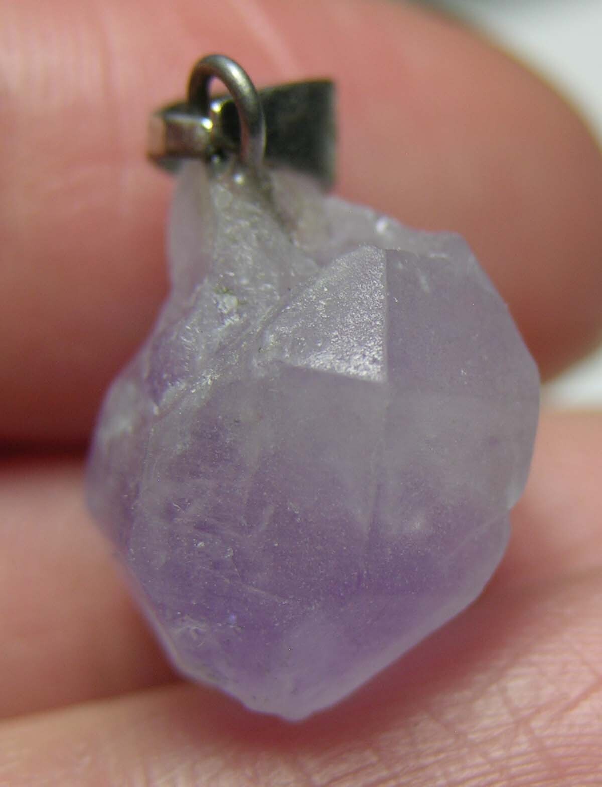 #54 Raw Rough 17.60ct 100% Natural Amethyst Crystal Point Pendant 3.50g 16.00mm