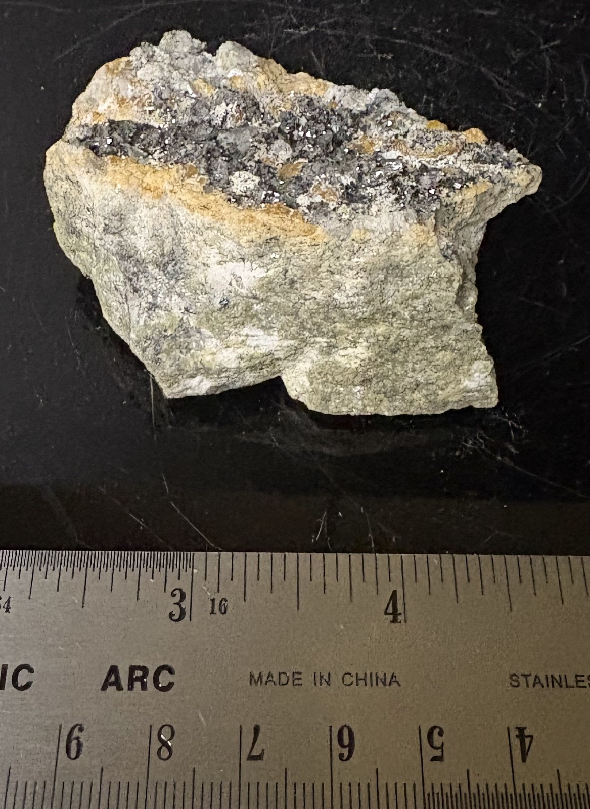 Chondrodite with Magnetite, Quartz & Calcite (UV) – Palabora Mine, South Africa