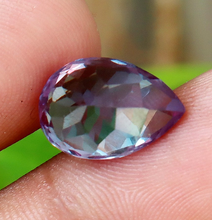 6.40 Ct Pear Shape Natural Certified Color Change Alexandrite Loose Gemstone