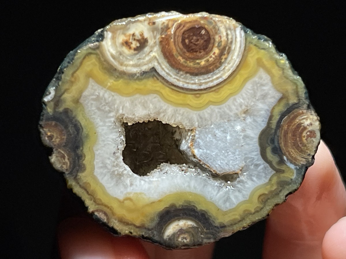 Natural 15 half Rough Chinese Agate crystal geode Achat Nodule Hebei 535g AA5