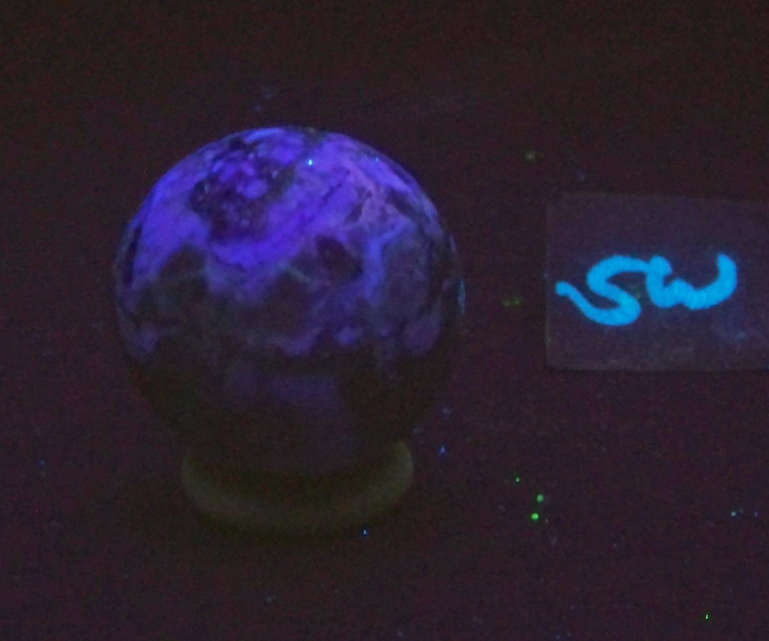 Fluorescent McCracken Mine Fluorite 38mm Sphere for UV Collection 6518