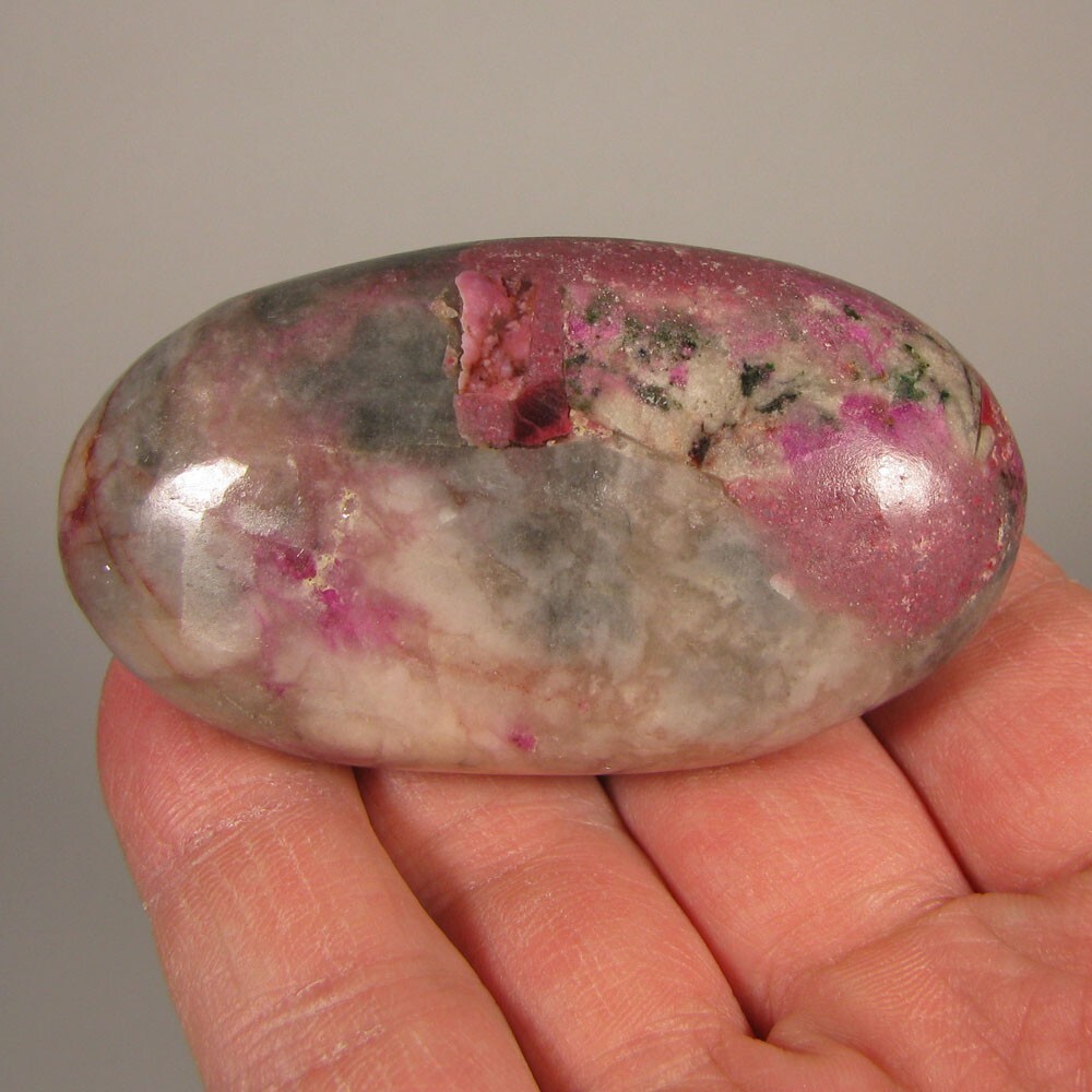 2.7″ Pink COBALTOAN CALCITE Gemstone Polished Palm Stone – Congo, Africa