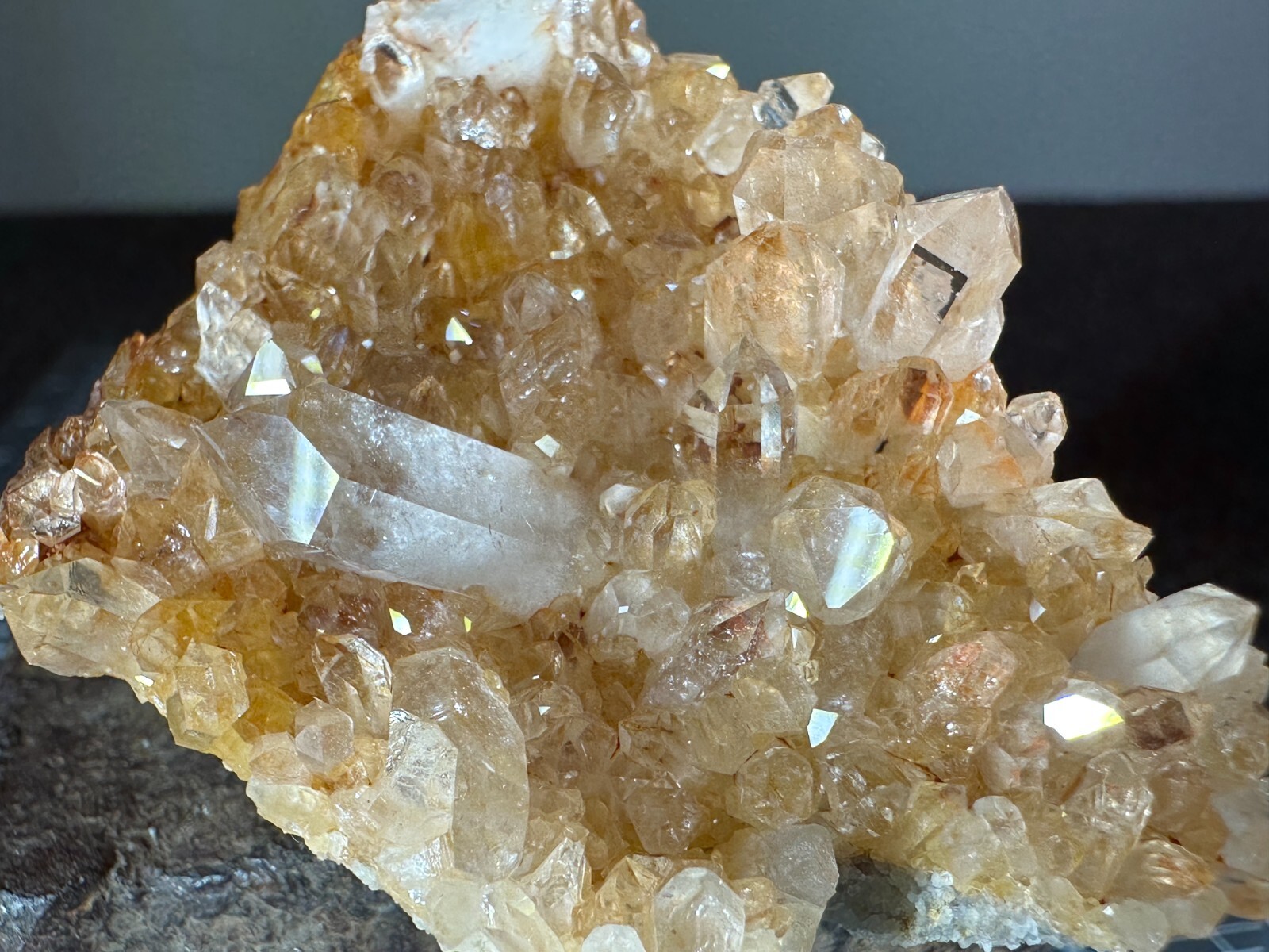 ➤ 2-1/2 Inch QUARTZ CRYSTAL CLUSTER- Hot Springs Arkansas VIDEO➤397