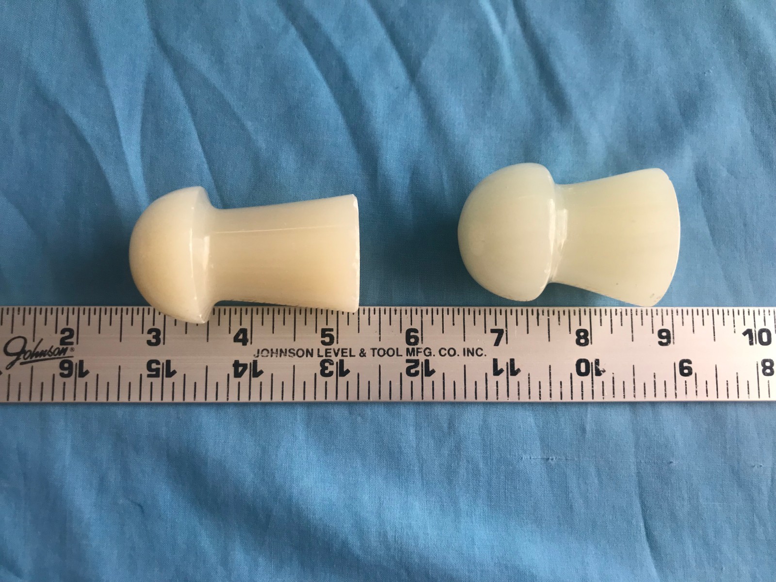 2 New 2-3/8” & 2-1/8″ Tall Green Onyx Fairy Garden Stone Mushrooms 8 oz. Total