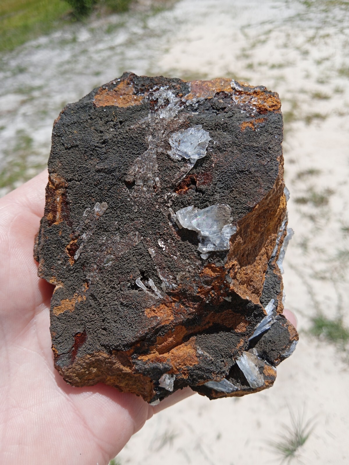 Beautiful Blue Barite Specimen! Sidi Laheen Mine Morocco ! 3.75″! 14 Ounces!
