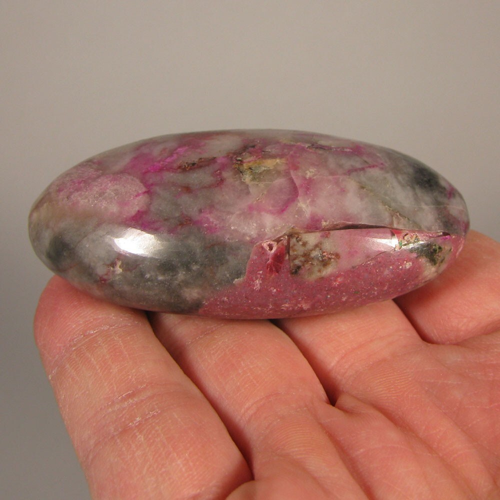 2.7″ Pink COBALTOAN CALCITE Gemstone Polished Palm Stone – Congo, Africa