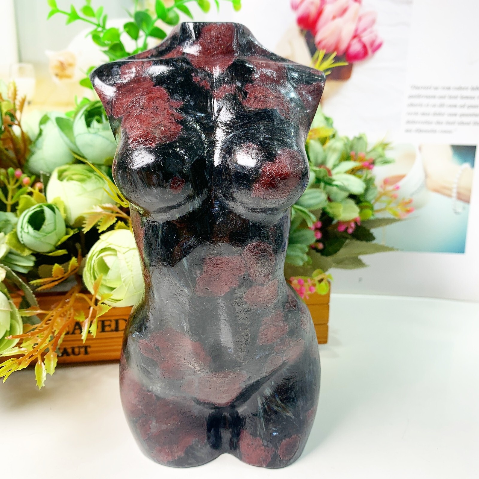 1pc 7″ Natural garnet goddess Crystal woman body carving Home decoration