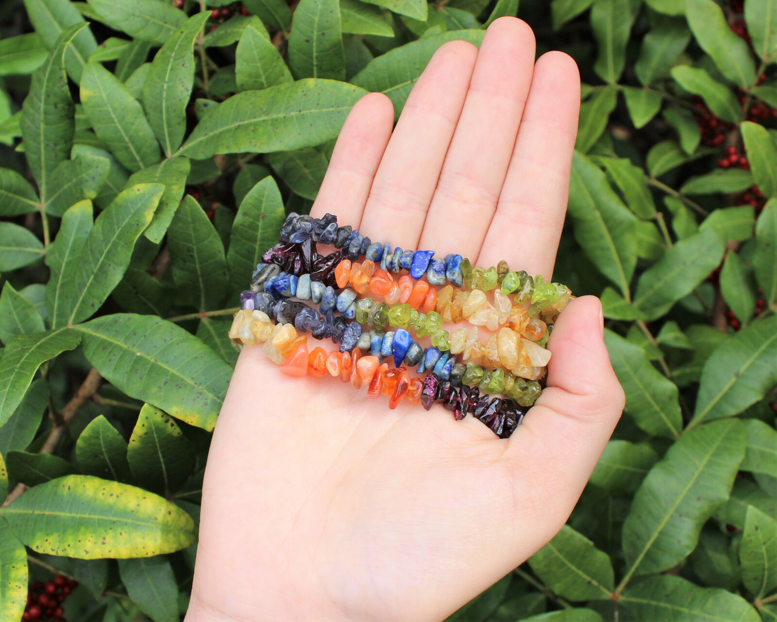 CHAKRA KIT: 7 Tumbled Stones Set & Instructions & Pouch & Chakra Chip Bracelet