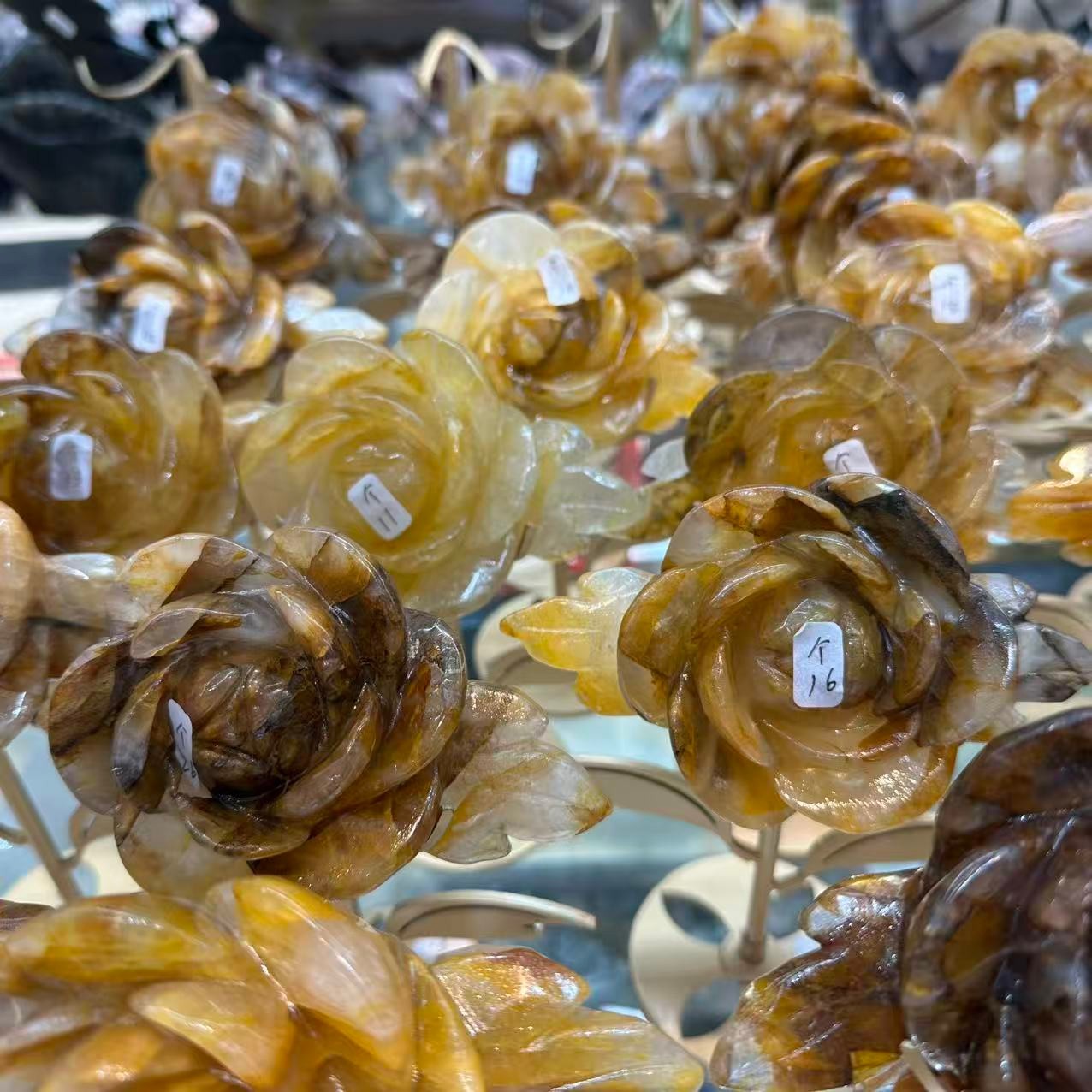 1pc Natural Gumflower Quartz Hand Carved Flower Skull Crystal Energy Reiki Decor