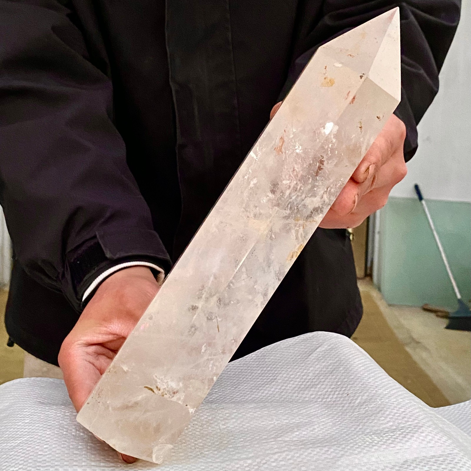 4.1LB Large Natural Clear Quartz Crystal Wand Point Obelisk Specimen Reiki