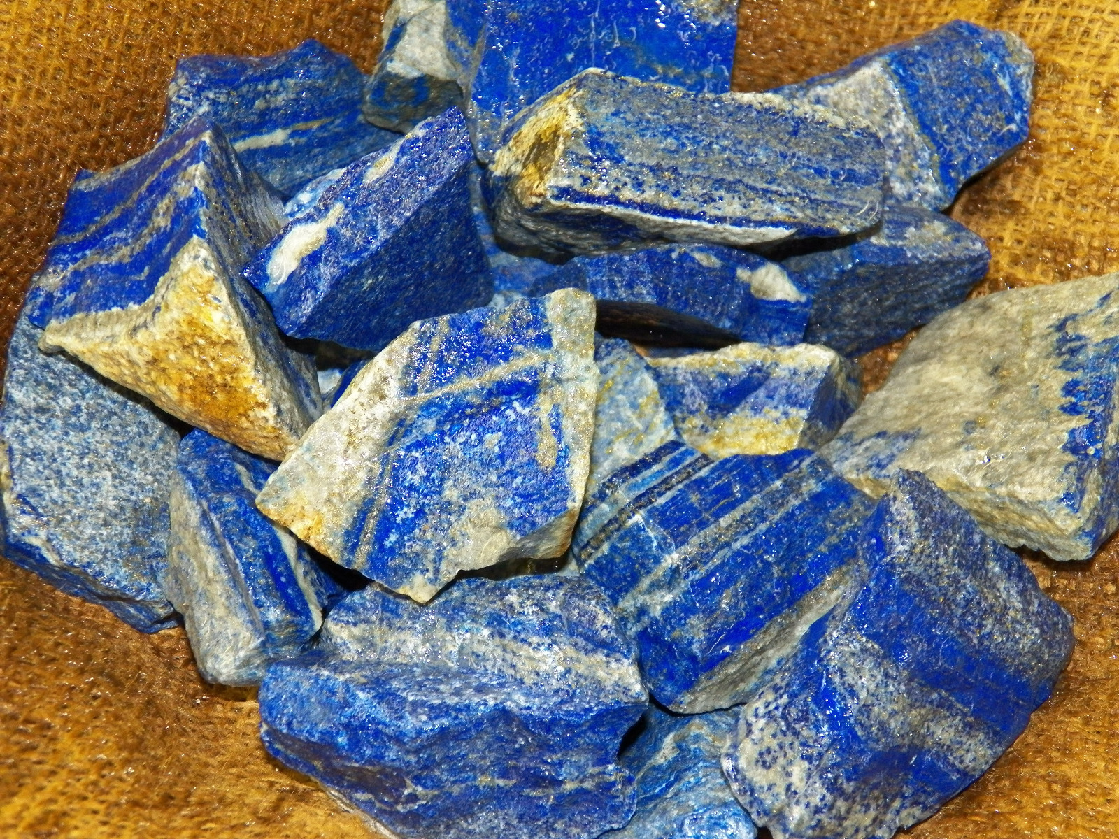 2000 Carat Lots of High End Lapis Rough – Plus a FREE Faceted Gemstone