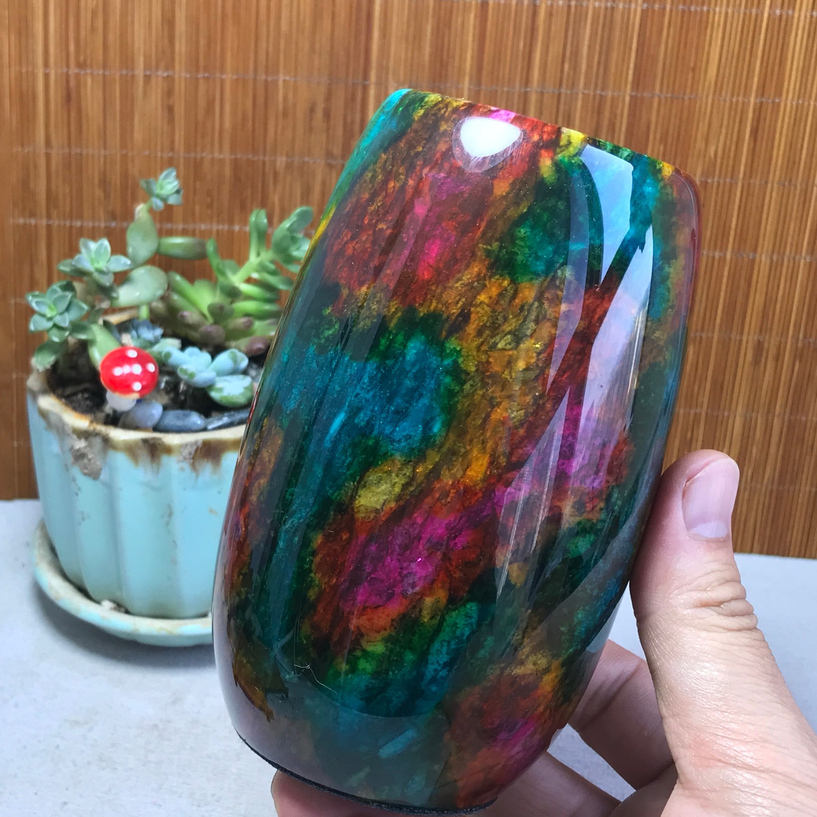 Natural “Seven Colors Jade” vase specimen -Taiwan China 1056g 129mm A5797