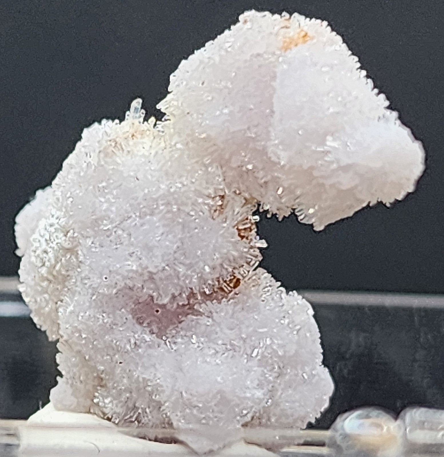 🌟ULTRA-REACTIVE LILAC CREEDITE FLOWER – Qinglong Mine, China🌟