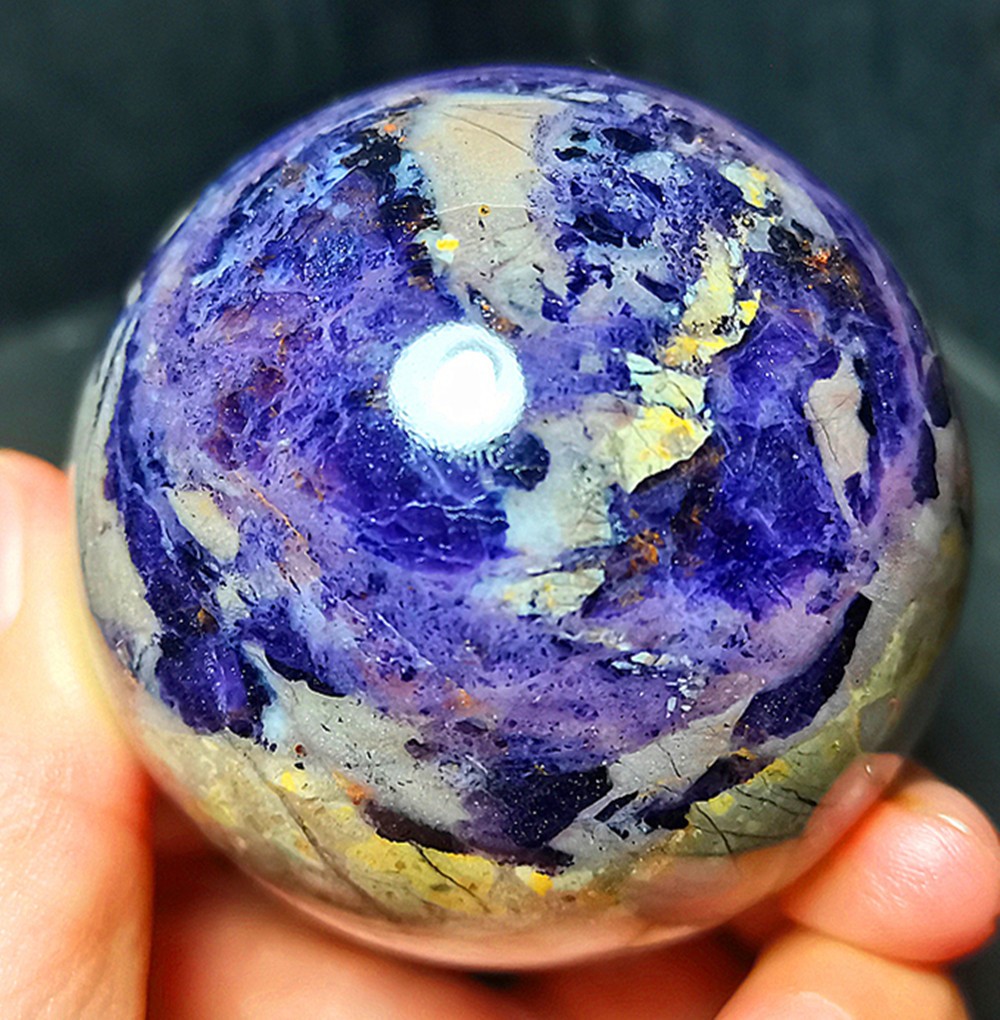 TOP 380.6g Natural Purple Lilac Snowflake Fluorite Quartz Crystal Sphere WD2259