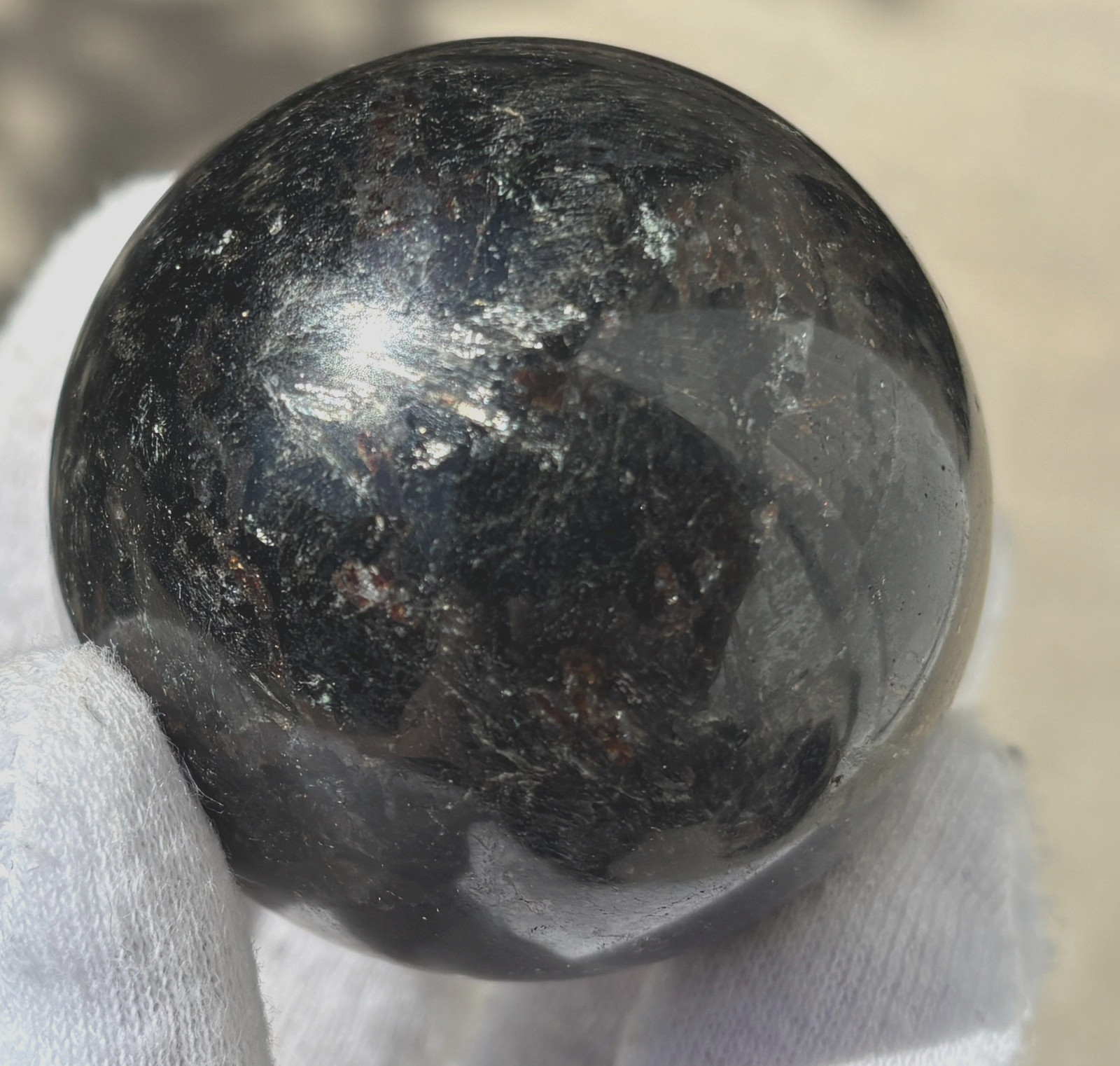 USA SALE 343g “LOT ARFVEDSONITE” ANTHO PHYLLITE SPHERES SPHERE 1.92″ & 1.87″