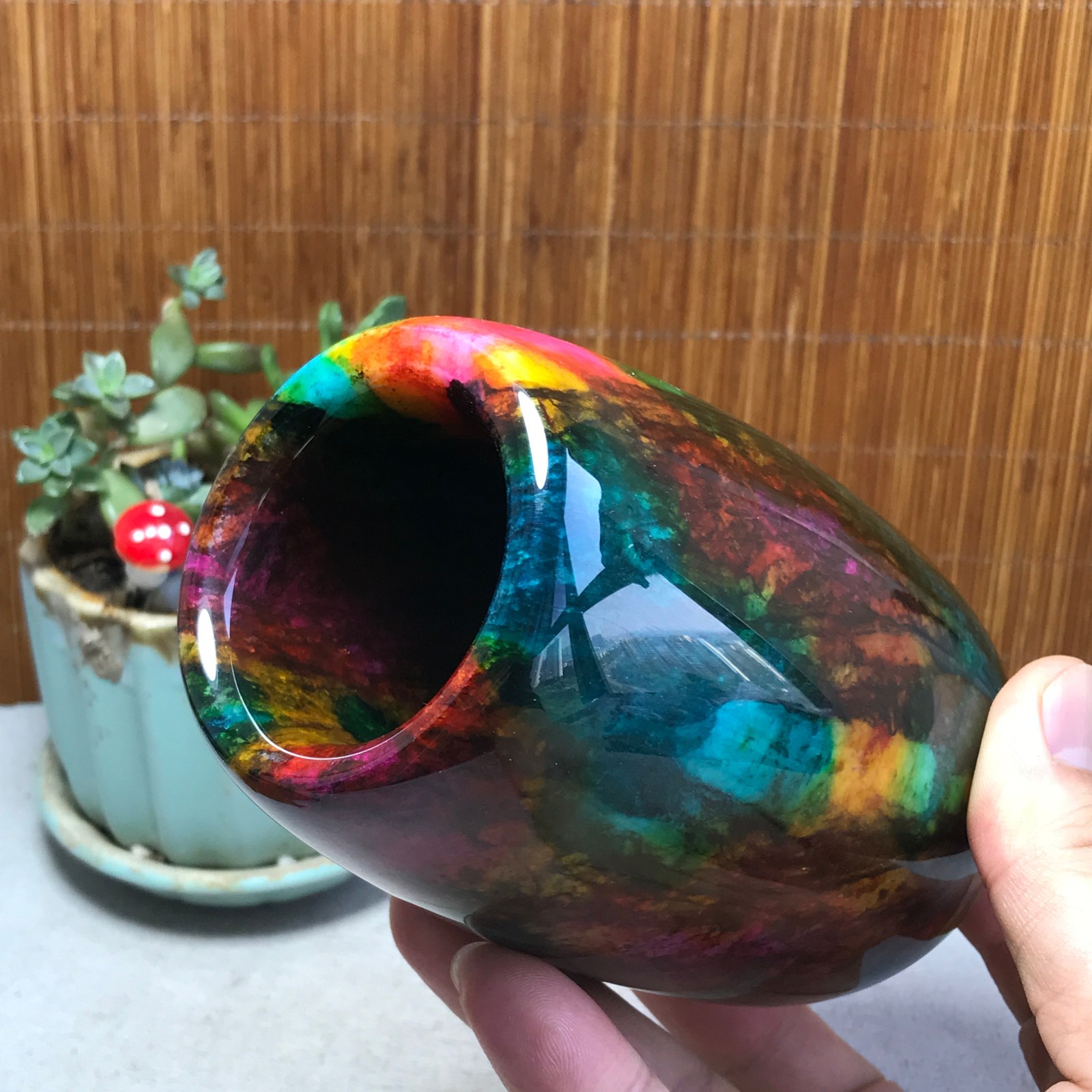 Natural “Seven Colors Jade” vase specimen -Taiwan China 1056g 129mm A5797