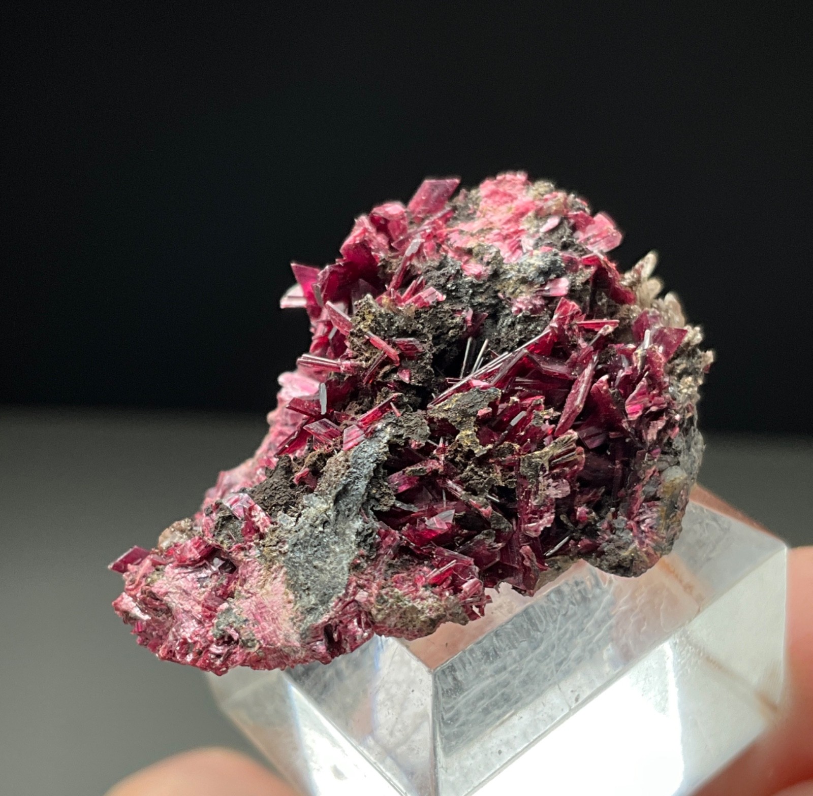 OUTSTANDING ERYTHRITE CRYSTALS FROM BOU AZZER MINE, MOROCCO
