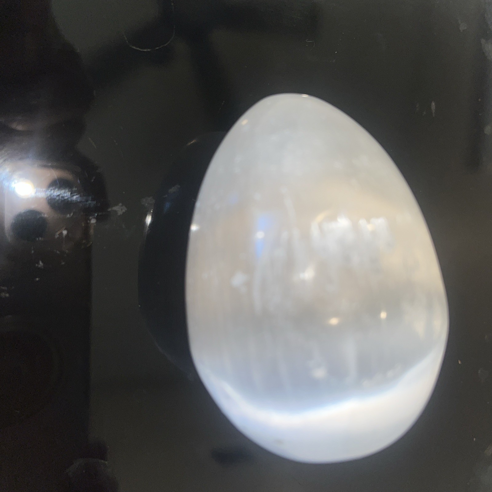 173G Selenite Gemstone Crystal Healing Chakra Gypsum Palm Stone Egg Shape