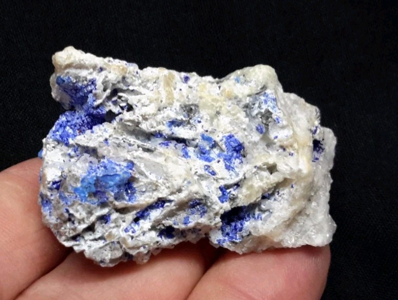 12 Piece AZURITE with QUARTZ and FLUORITE from Sierra Rica, Chihuahua, Mexico
