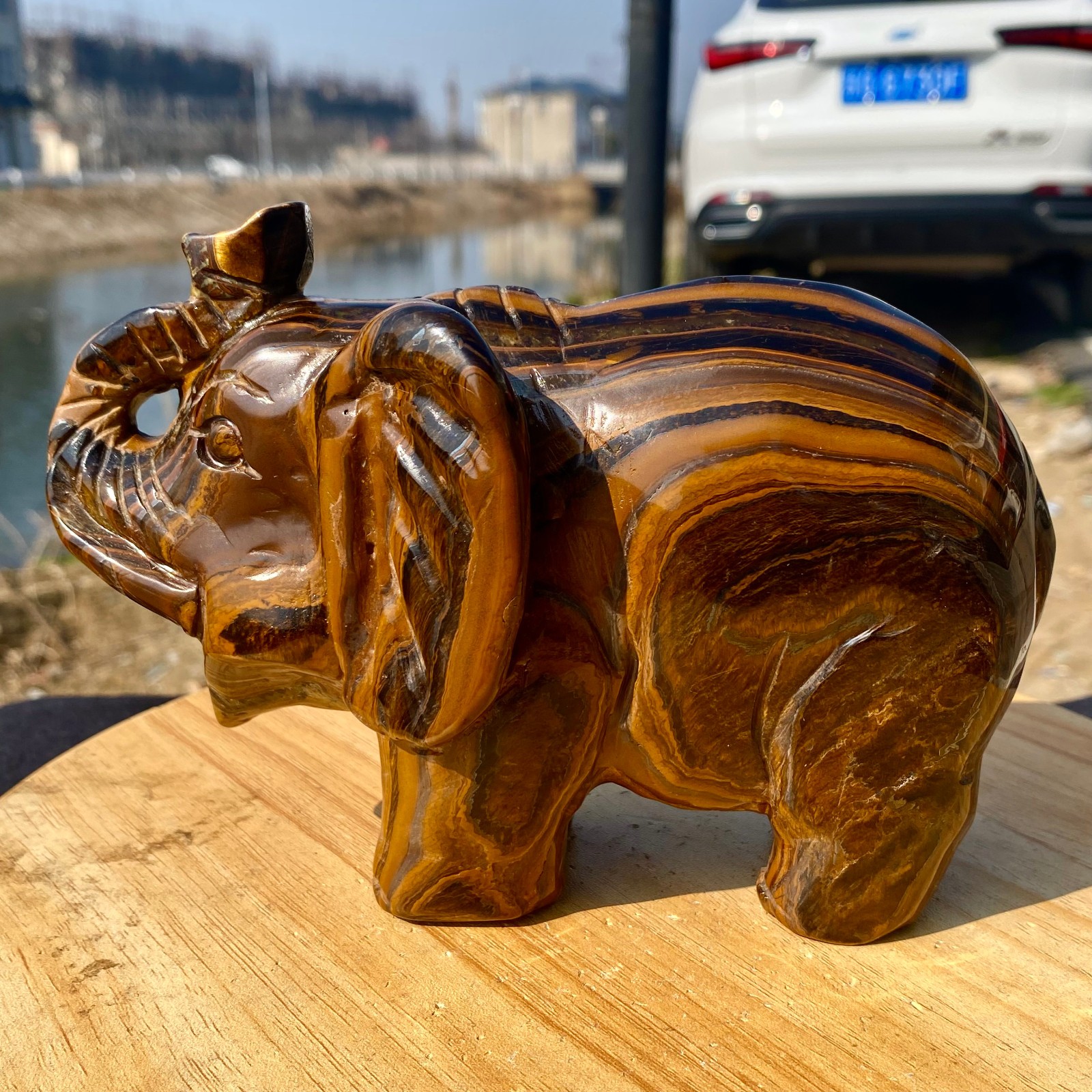 3.72LB Natural Tiger’s Eye Gemstone Elephant Figurin Hand Carved Mineral