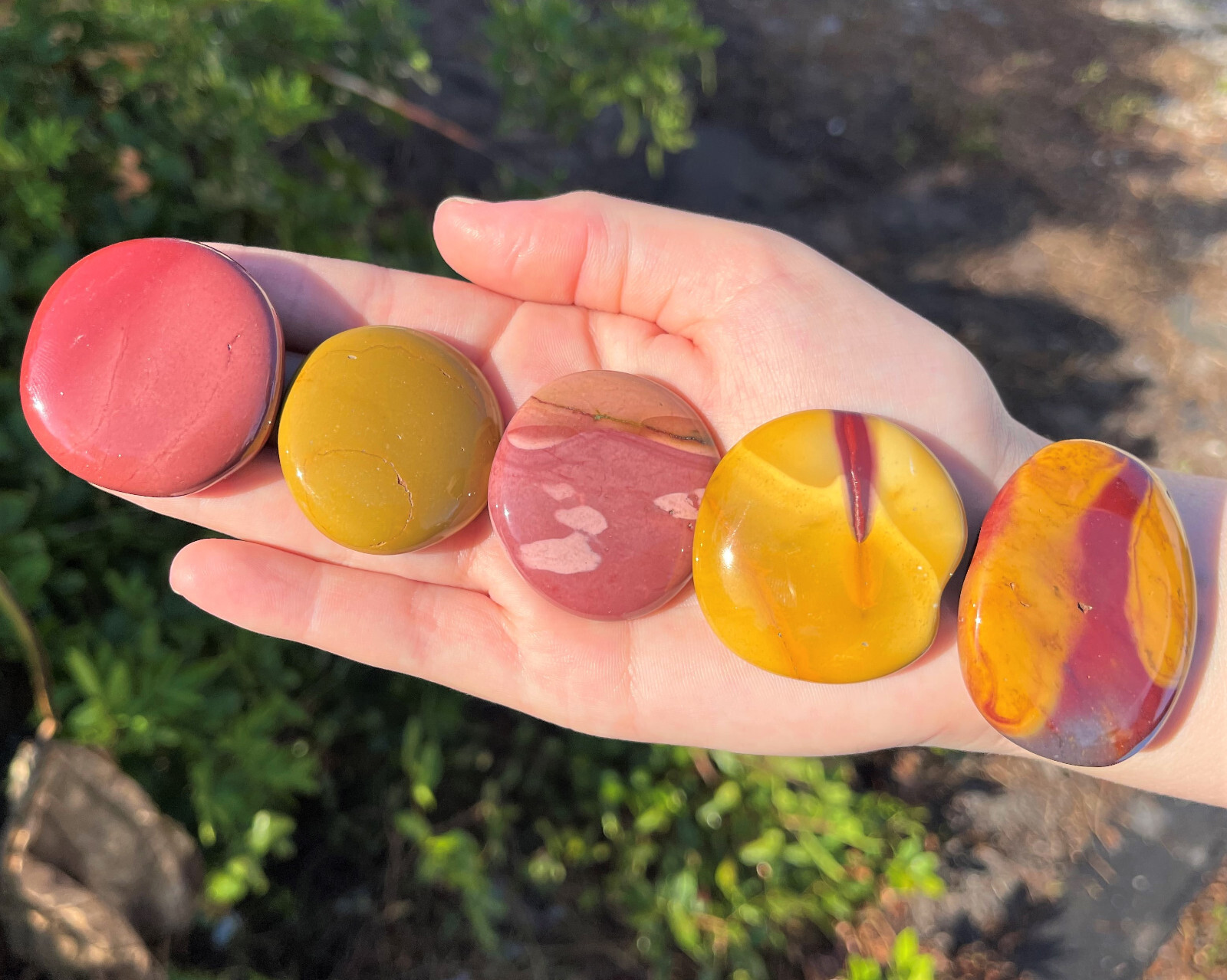 Mookaite Palm Stone MEDIUM (Smooth Polished Mookaite Gemstone Worry Stone)
