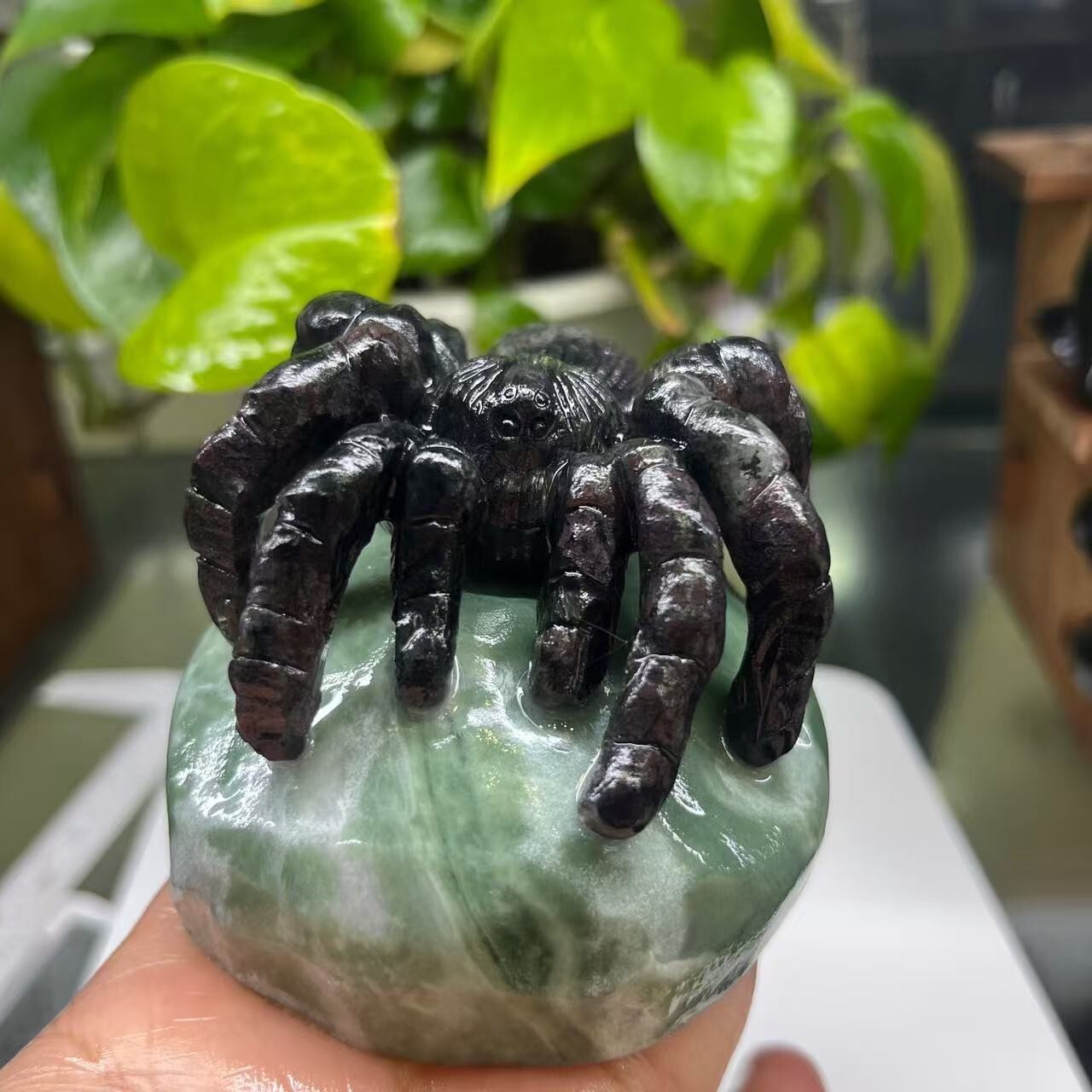 1pc Natural garnet quartz carved Spider skull gift crystal reiki Random