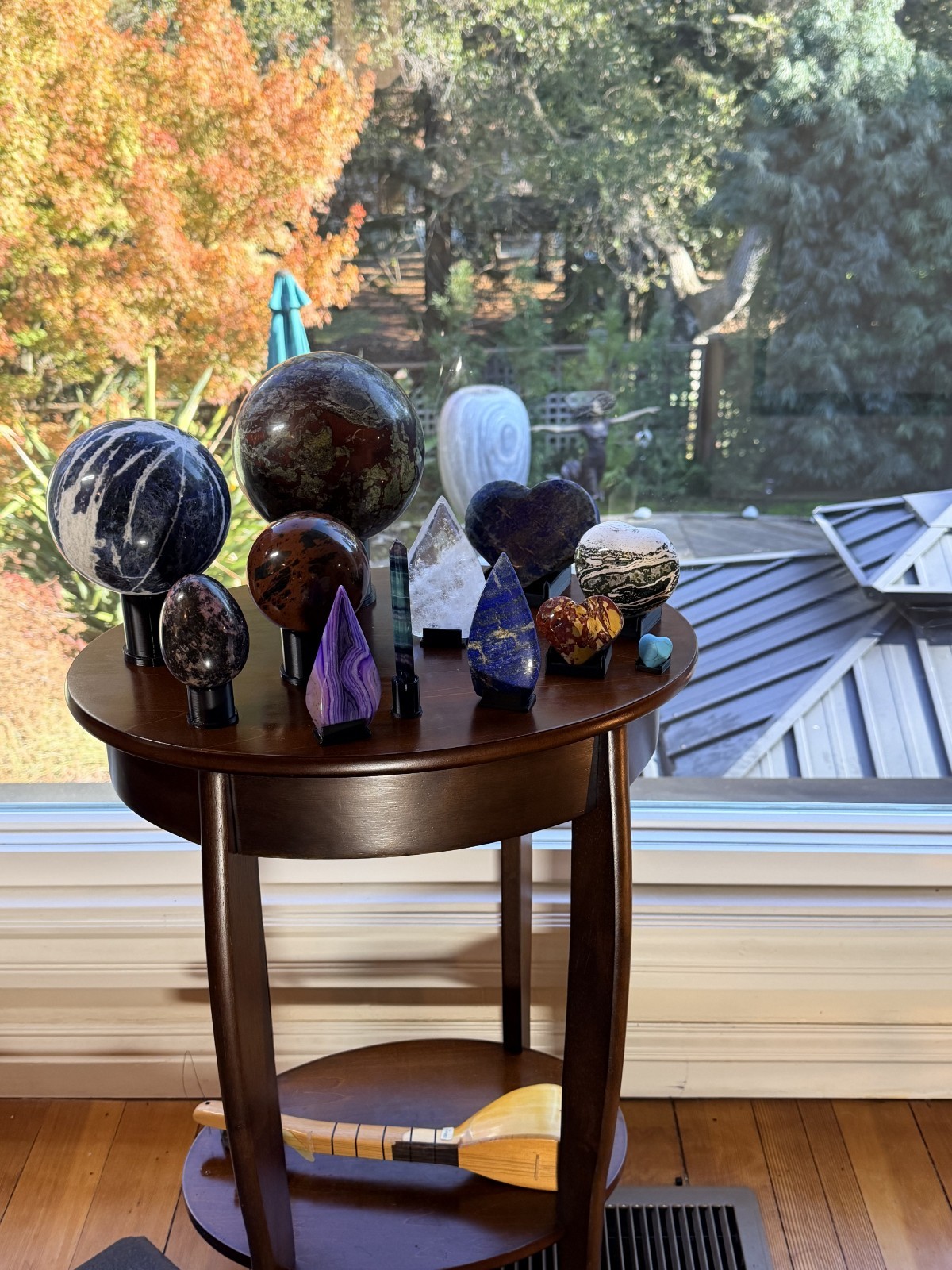 Crystal sphere display stands! Multi Sizes & Colors. Regal & Sturdy. Jemthrones!