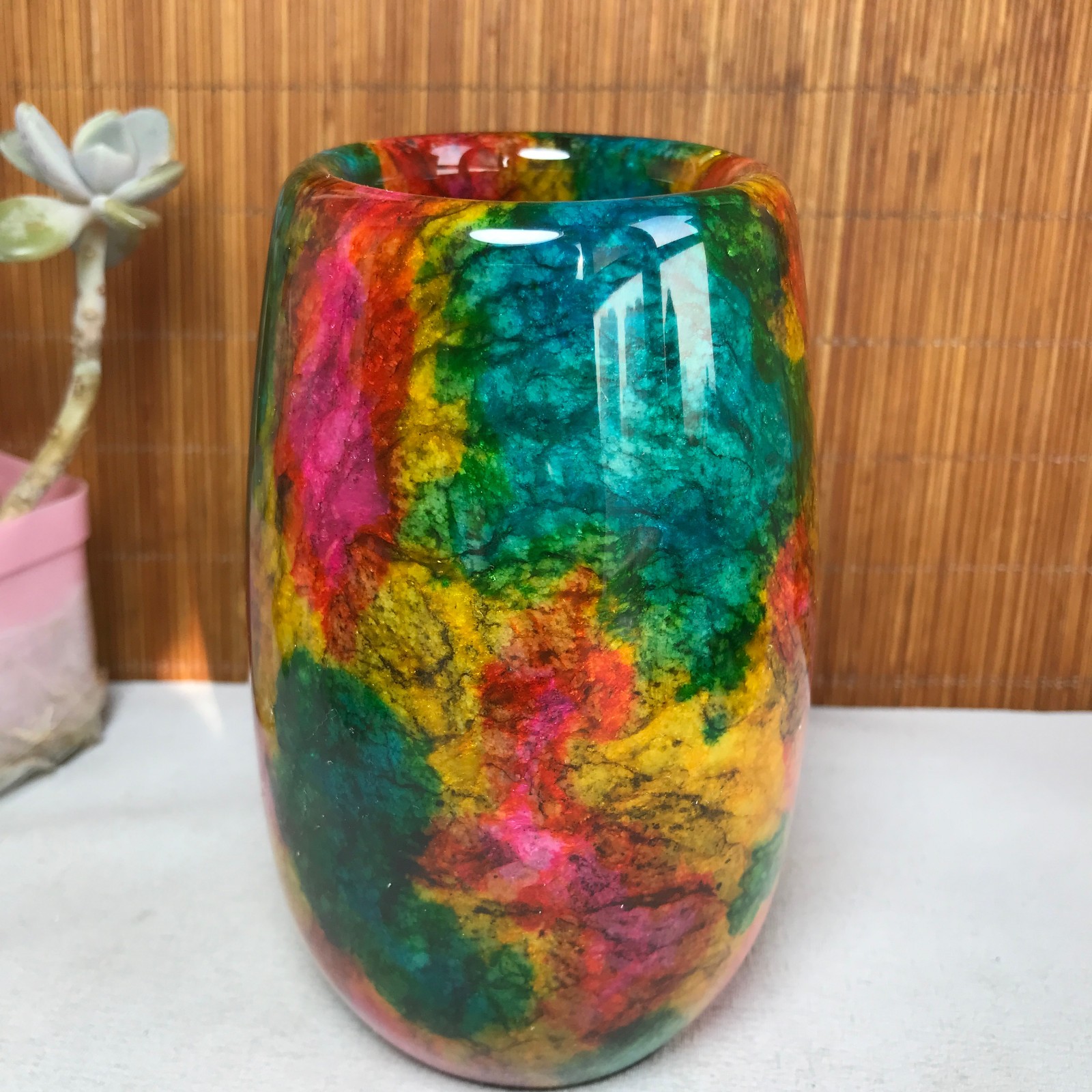 Natural “Seven Colors Jade” vase specimen -Taiwan China 1050g 129mm A3729