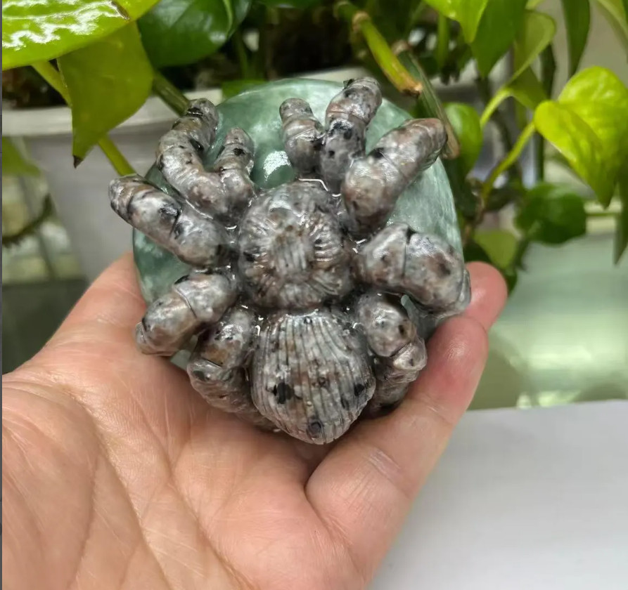 Natural Yooperlite Crystal Spider Carving: Healing Home Decor, 2.6″