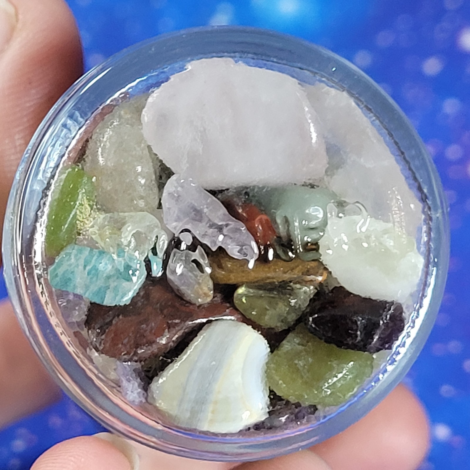 4oz Mixed Crystal Tumbles/Chips in Apothecary Vintage Glass Jar Wagner Spice
