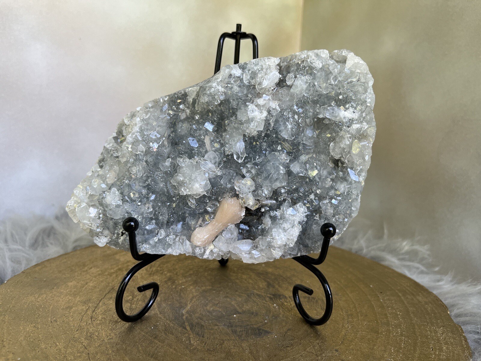 Peach Stilbite on Diamond Apophyllite And Blue/Grey Chalcedony
