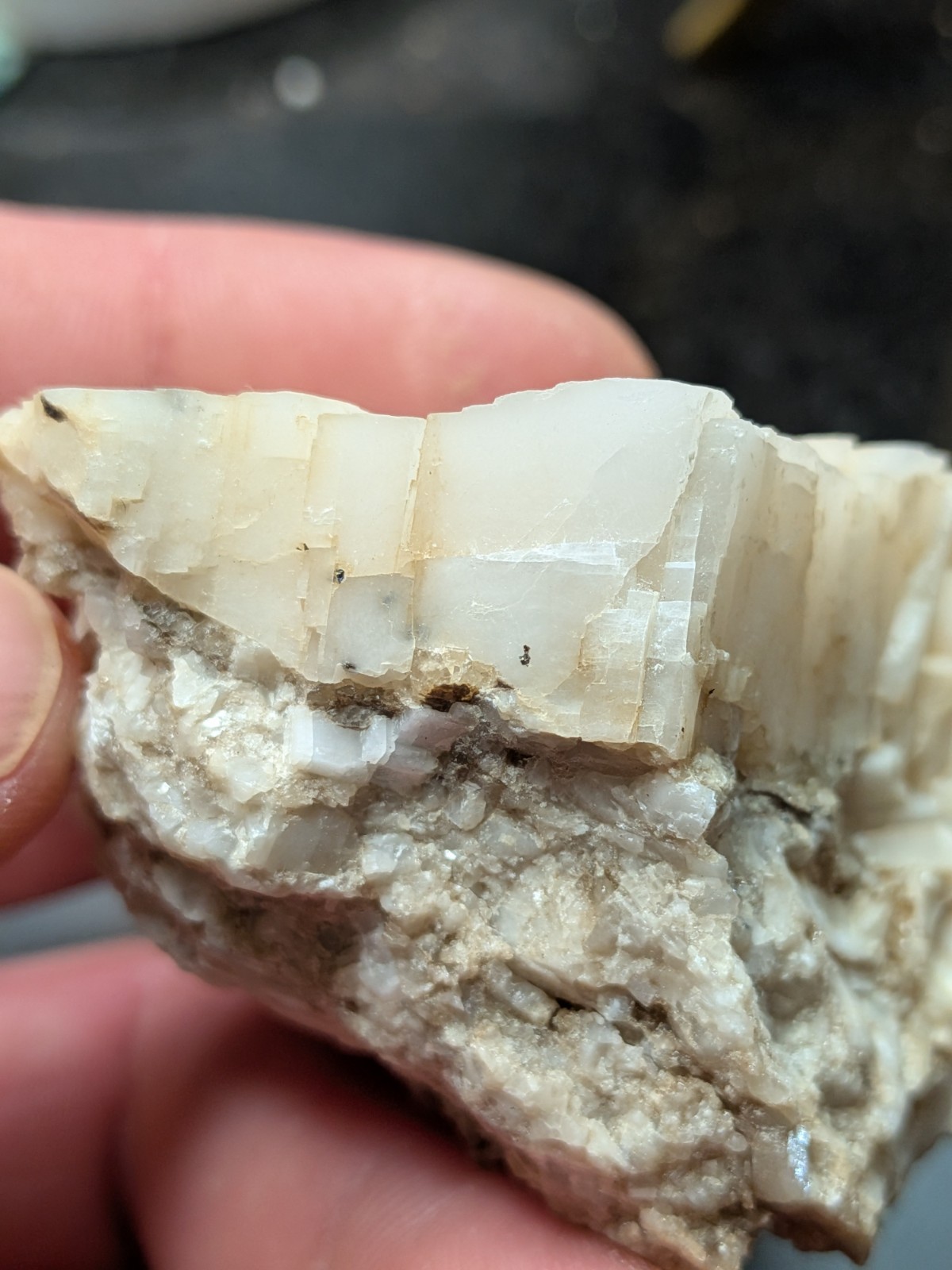 Calcite With Chalcopyrite And Fluorescent Bitumen And Fluorite, Kentucky