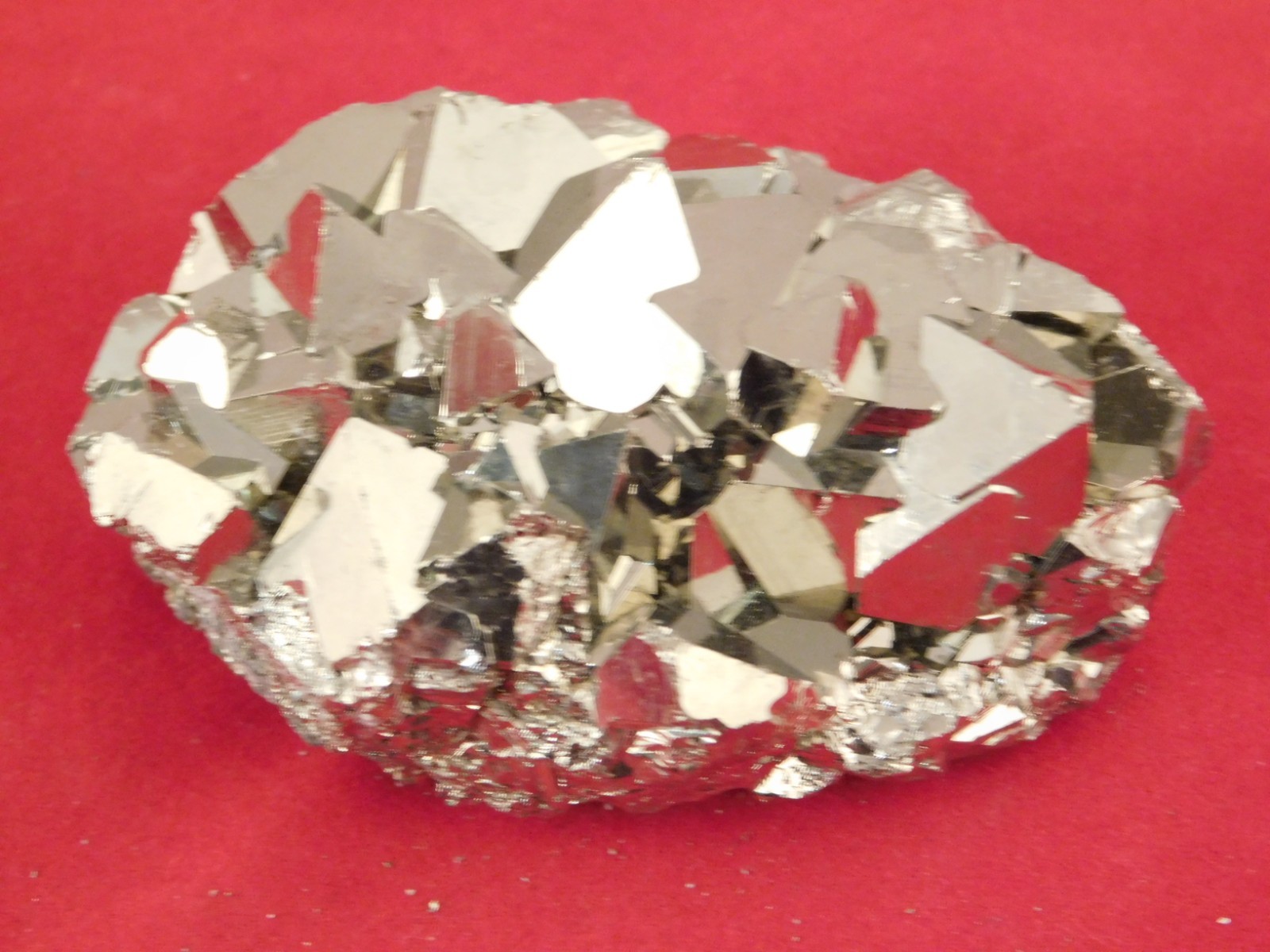 PYRAMID Shaped Crystals! Tetrahedron PYRITE Crystal Cluster Peru 184gr
