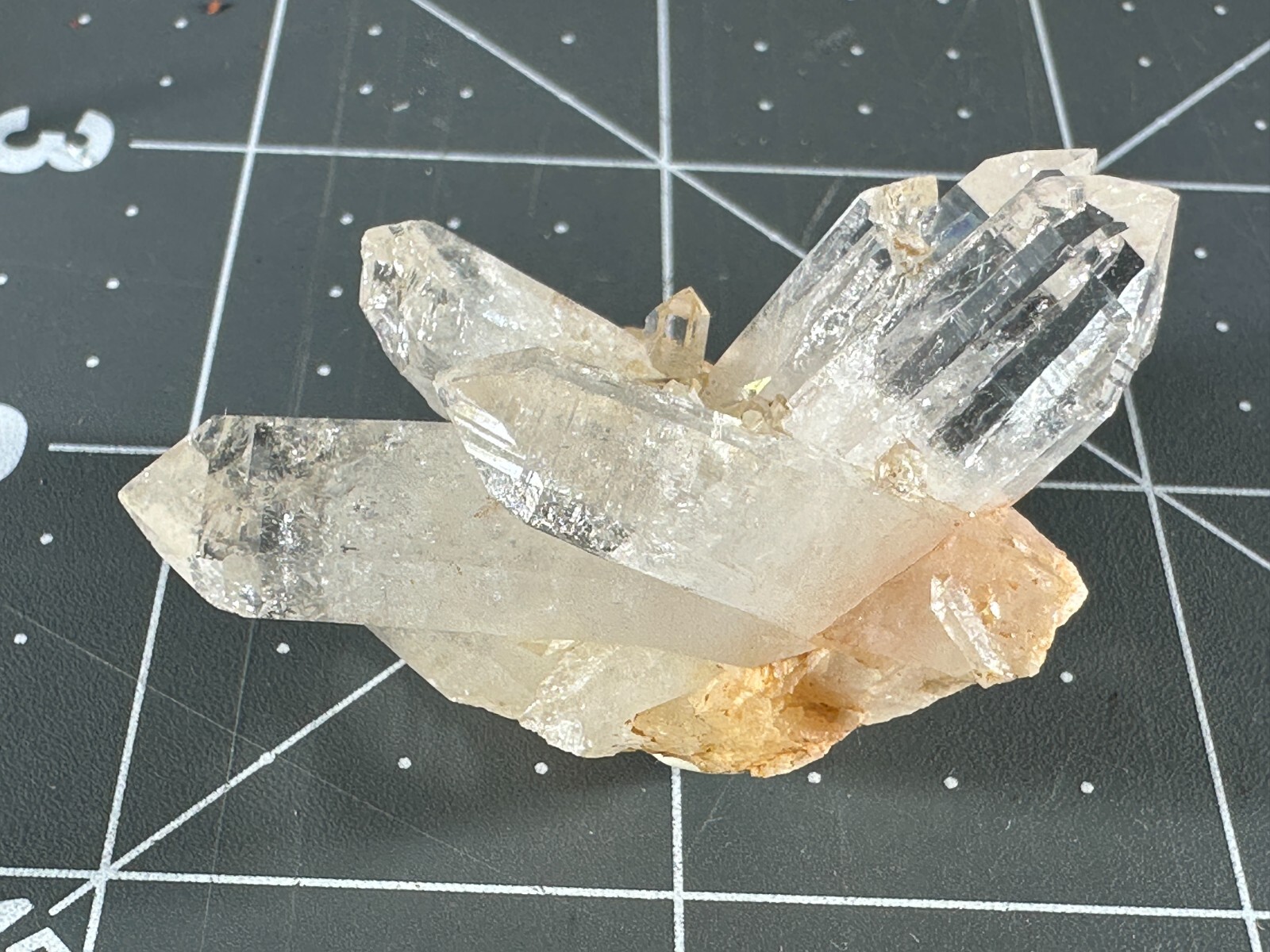➤ Natural 1-7/8 Inch QUARTZ CRYSTAL CLUSTER – Hot Springs Arkansas VIDEO➤344