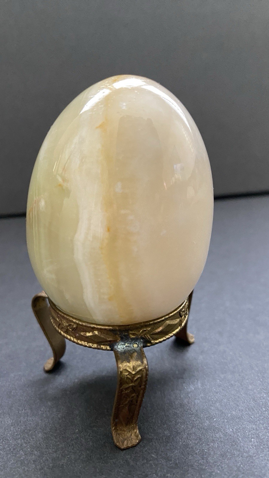 Natural Onyx Stone Egg With Stand Hand Polished Banded Agate Calcite Crystal
