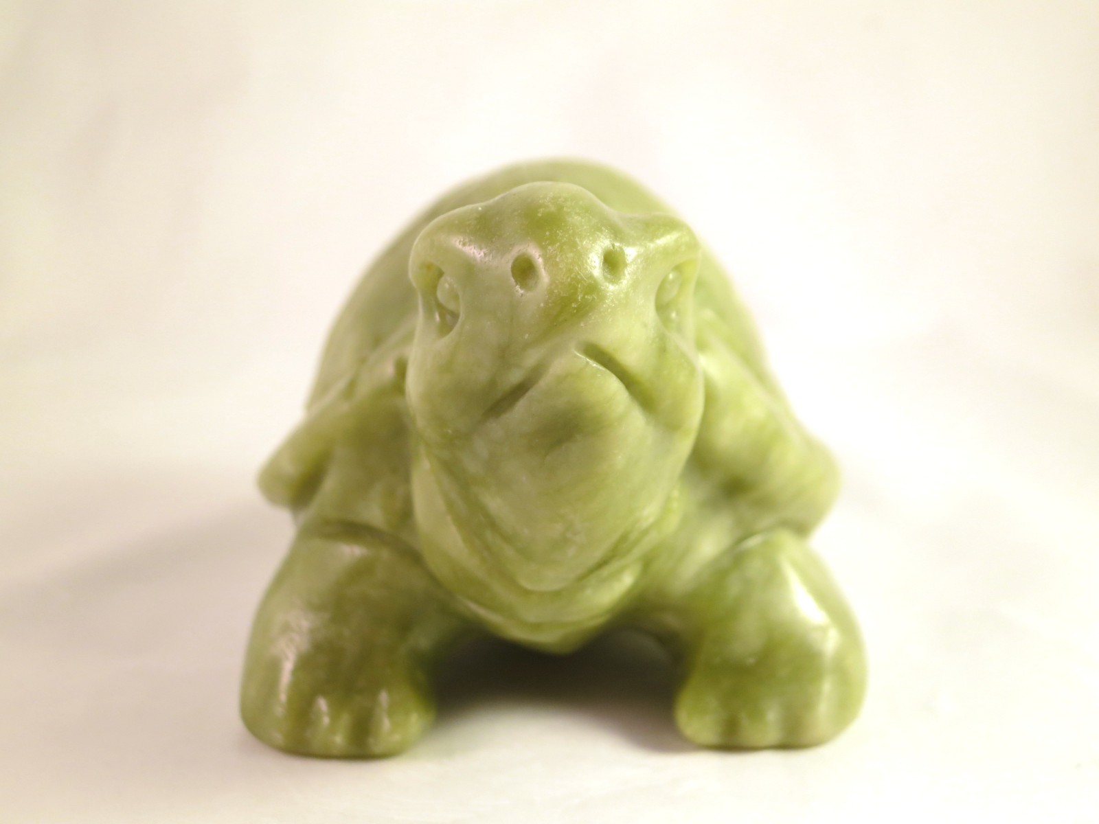 3.9″ GREEN SERPENTINE Carved and Polished TURTLE – PERU
