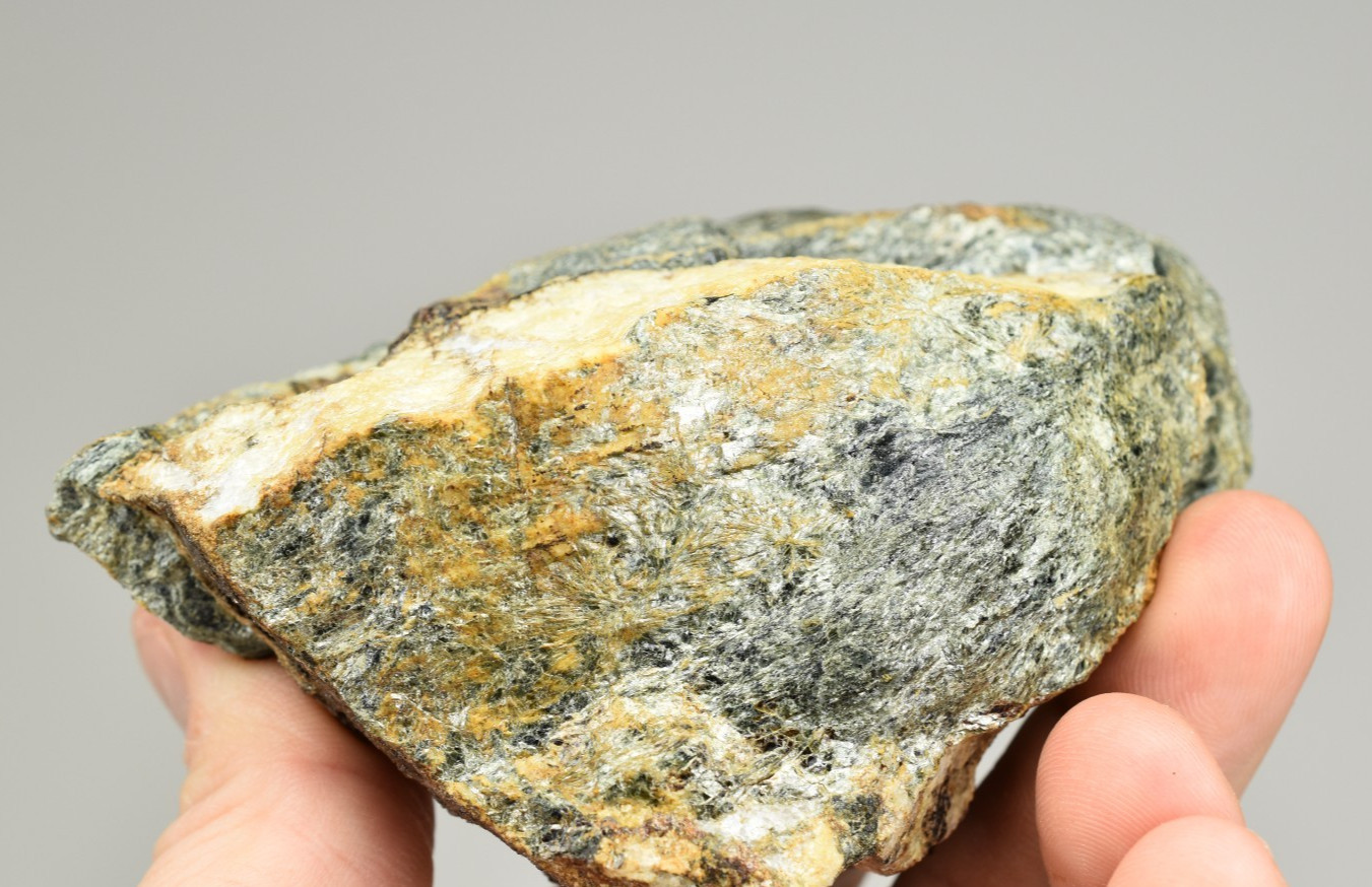 Almandine Garnet on Schist – Granatwand, Tyrol, Austria