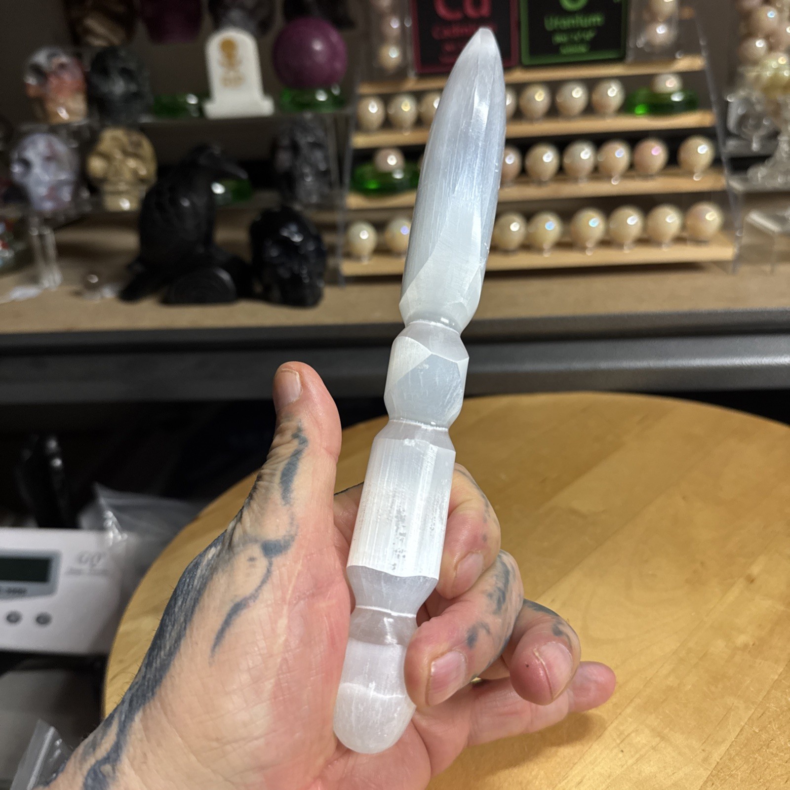 6646 Selenite Knife Pig Sticker Stand Not Included 1.0”T 2.0”W 9.8”L Wt. 13 Oz.￼