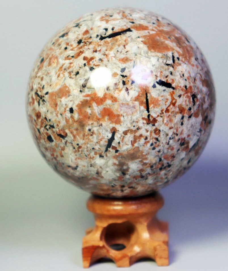 67mm Natural Maple leaf Red Granite Quartz Crystal Sphere Ball Healing / Stand