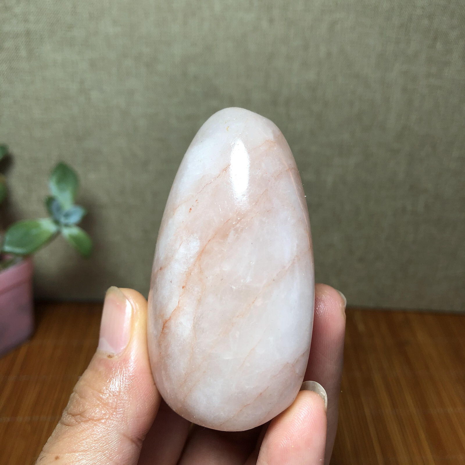 64mm Natural Red gum flower Crystal gemstone polish/rough Specimen 103g A3387