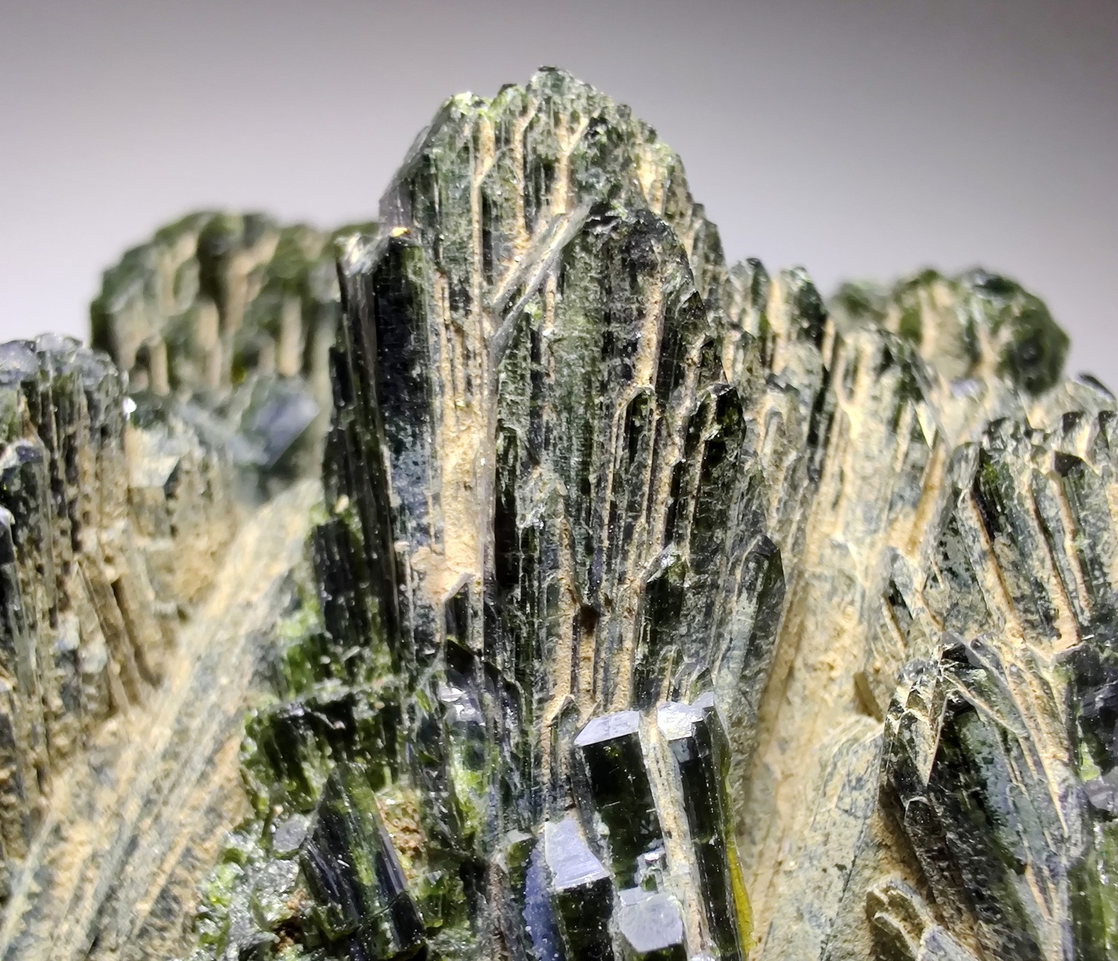 Epidote crystals, nice display specimen. Madagascar. 223 grams.