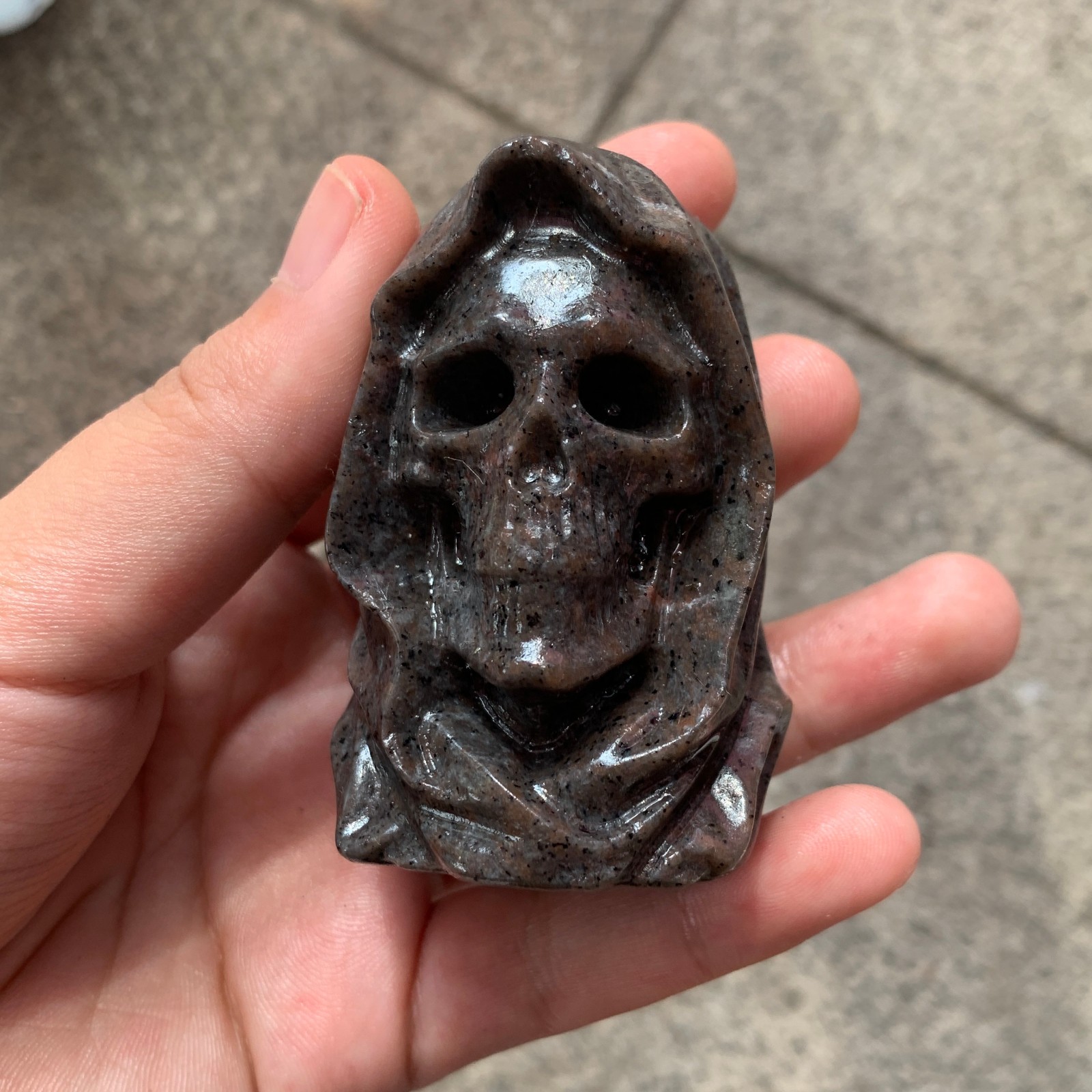 1pc Natural Yooperlite Quartz Carved Skull Crystal Healing Reiki Decor