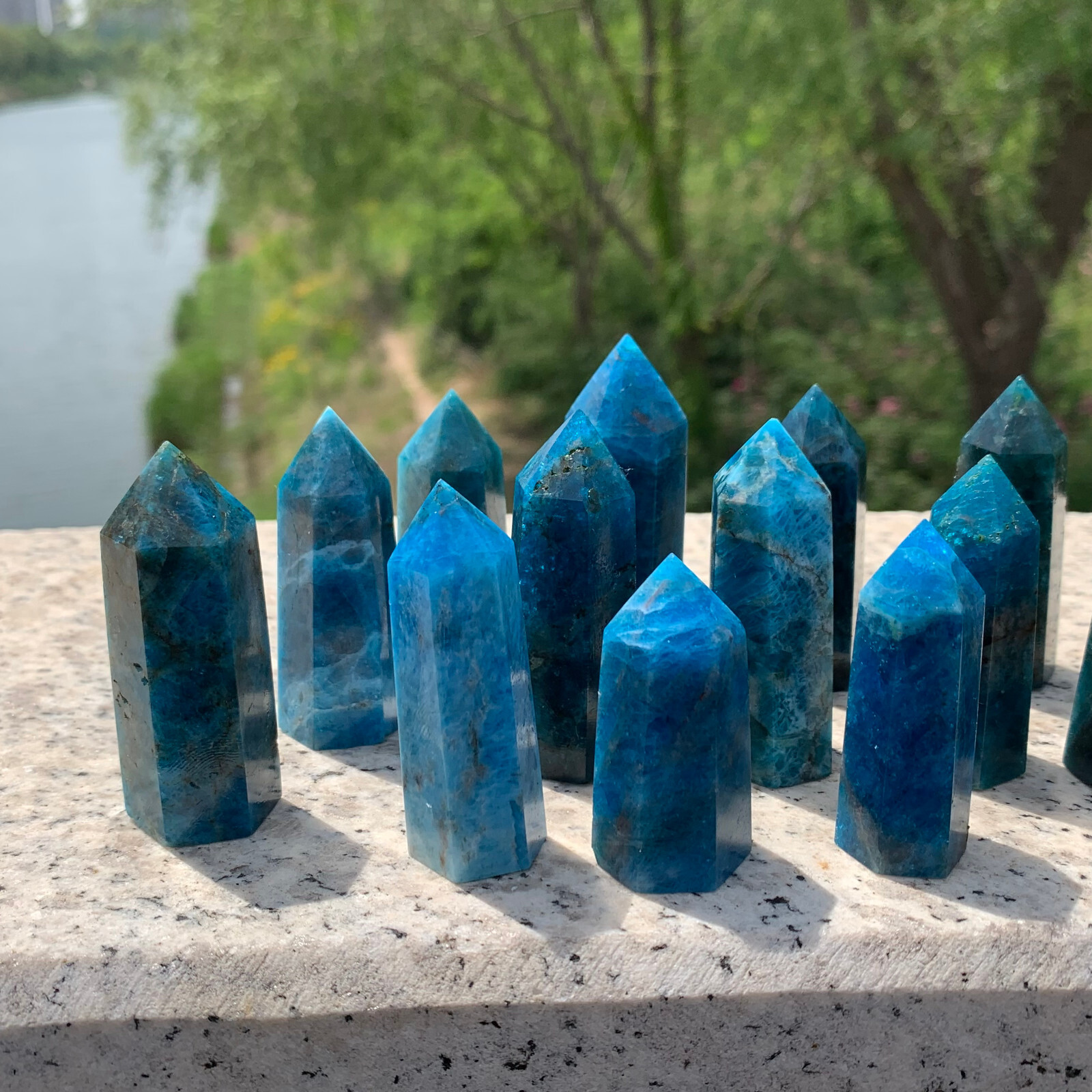 1LB natural apatite quartz obelisk crystal wand point healing random 40-70mm