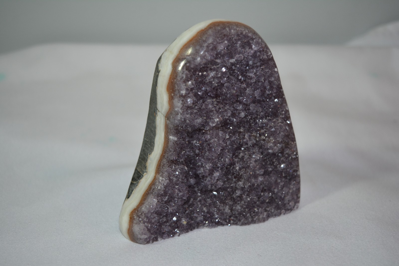 LARGE Amethyst Cut Base Cluster Crystal Quartz Geode 1lb. 12oz. 4.5″ tall