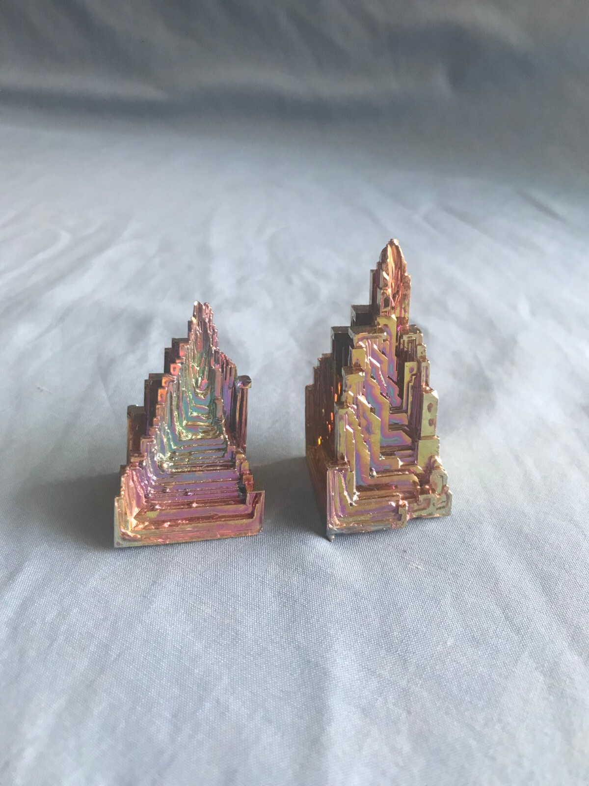 2 Pieces 3.8 Ounce TW ~ 1-3/4″ to 2-1/8” Tall Rainbow Bismuth Crystals Tower
